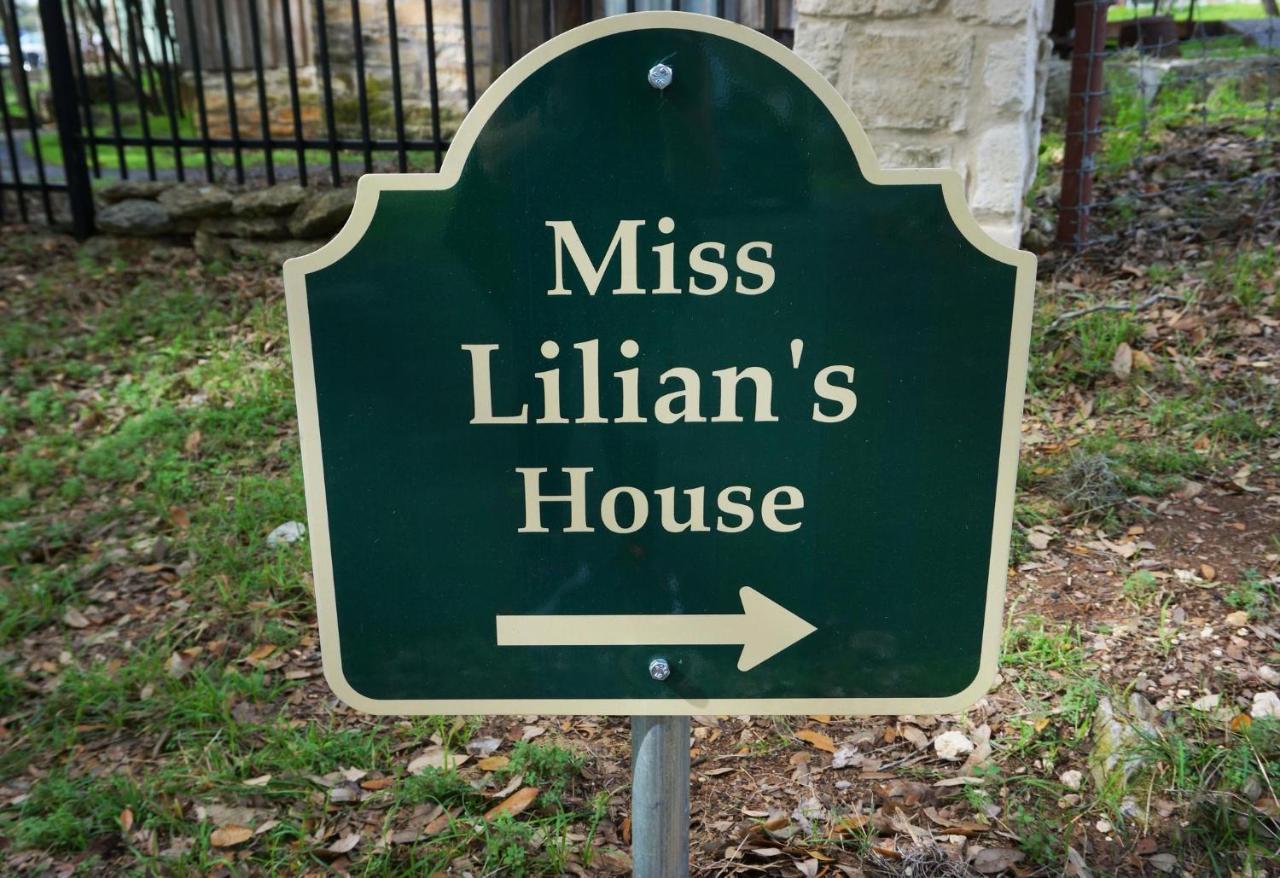 Miss Lilian'S House Villa Wimberley Exterior photo